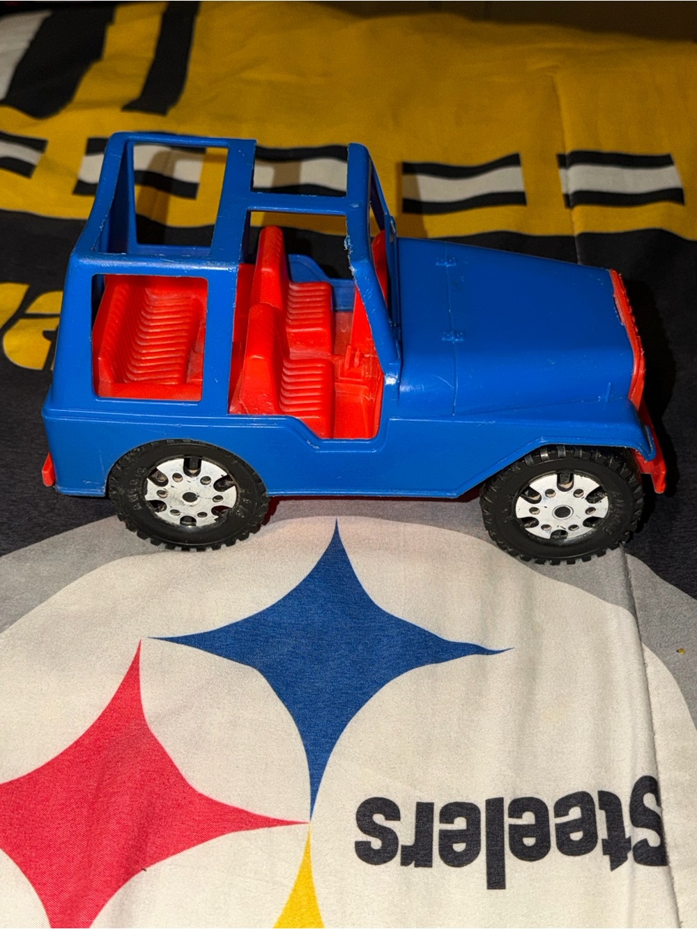 Amloid Vintage Plastic Jeep Vehicle Toy 81x5 Classic Used Pre Owned As Is Old AV